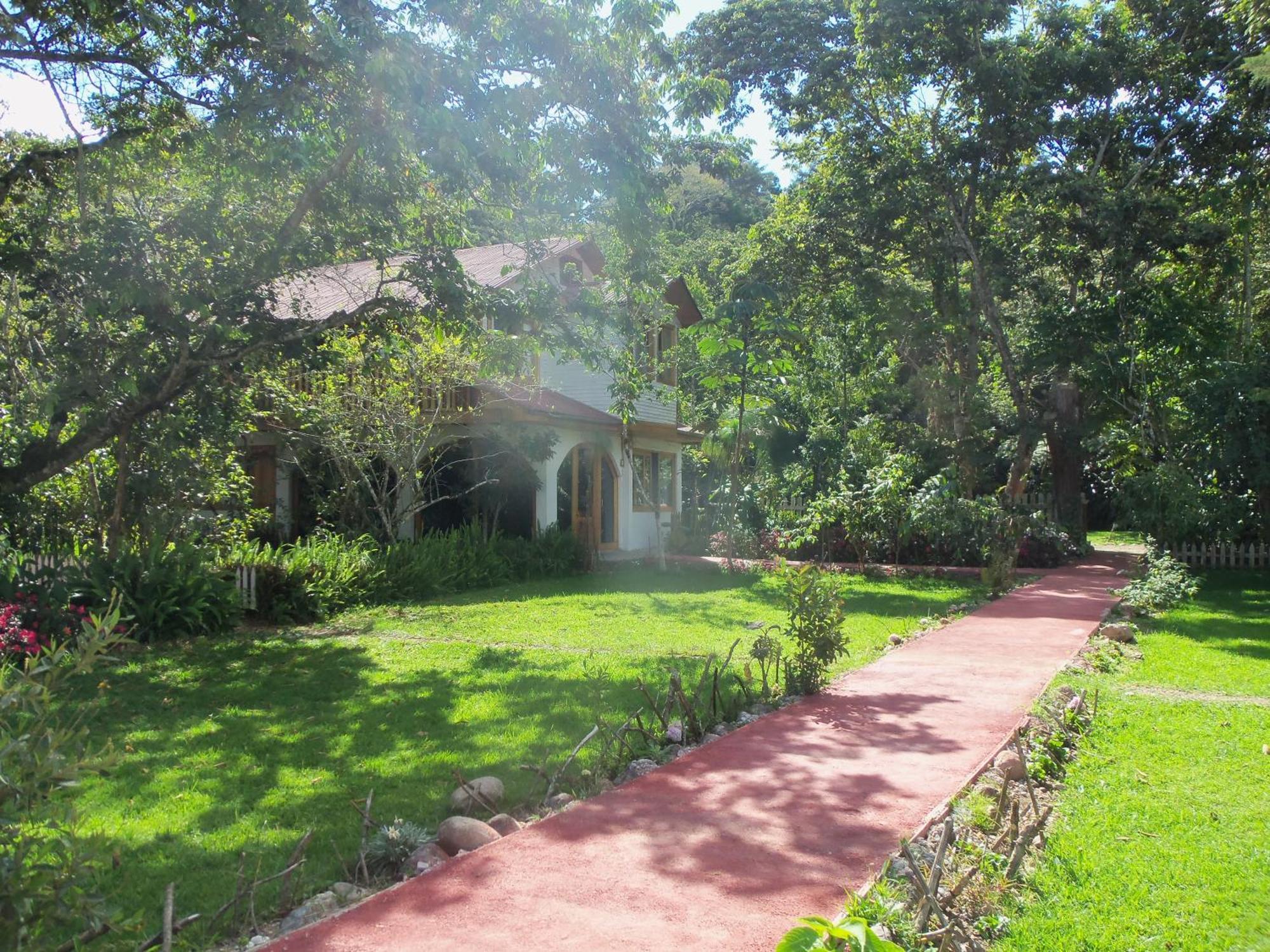 Refugio De Orquideas Villa Oxapampa Ngoại thất bức ảnh